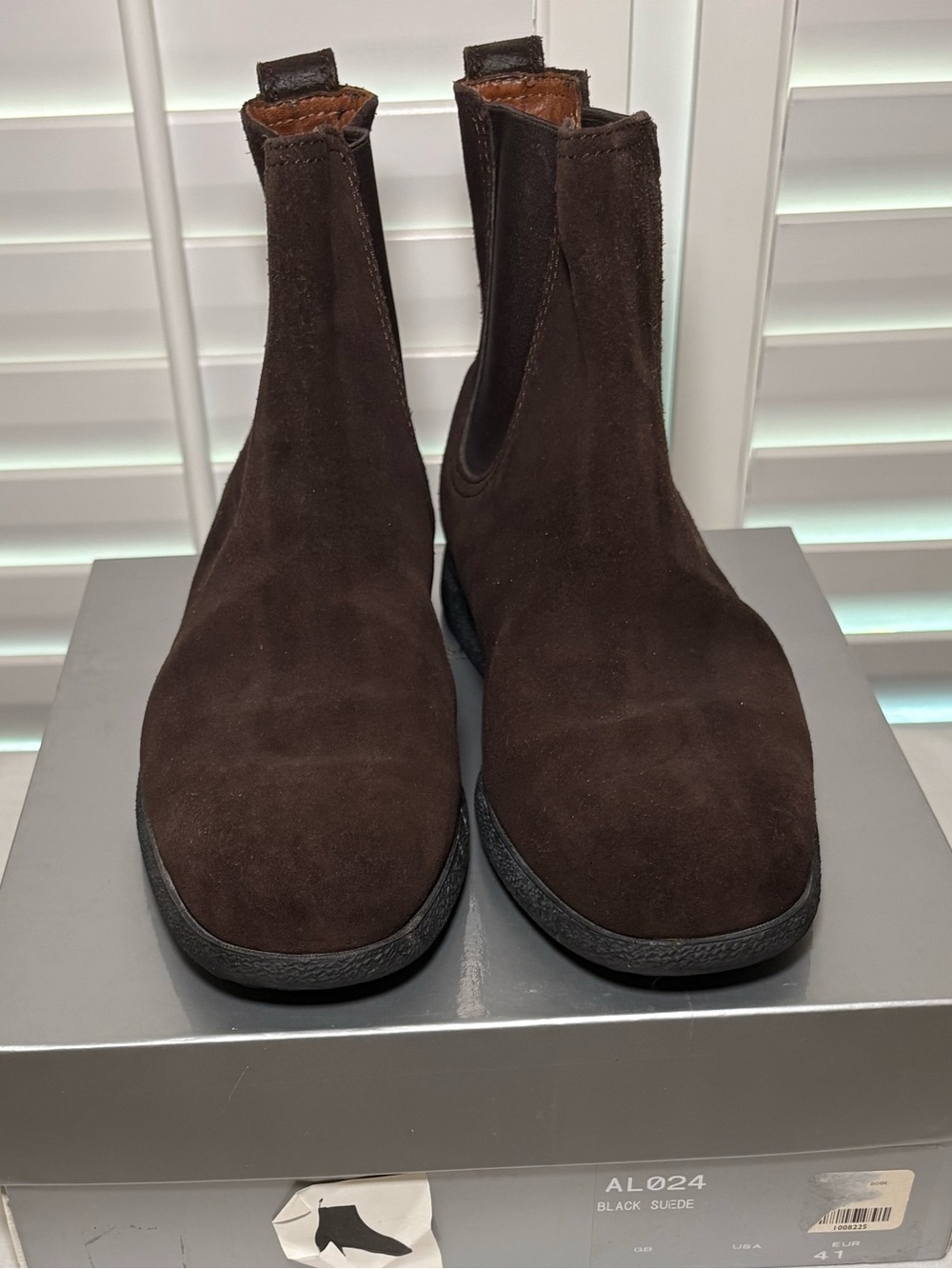 Tod's Dark Brown Suede Chukka Boots